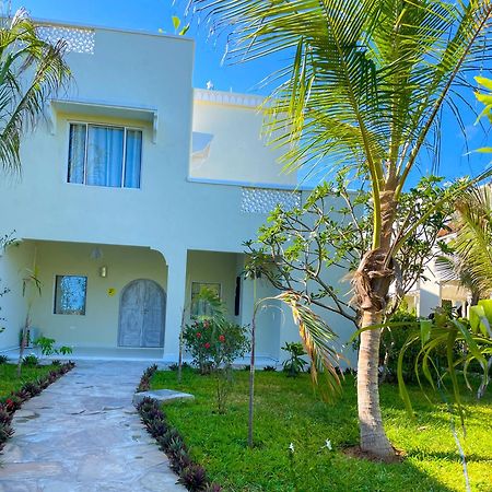 White Villa - Paparemo Beach واتامو المظهر الخارجي الصورة