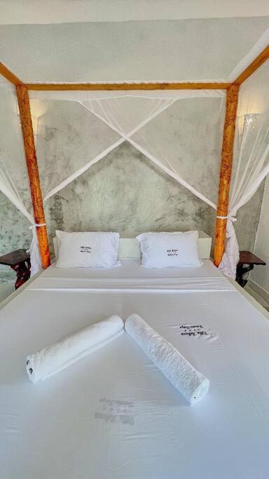 White Villa - Paparemo Beach واتامو المظهر الخارجي الصورة