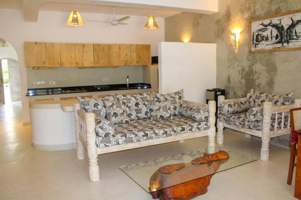 White Villa - Paparemo Beach واتامو المظهر الخارجي الصورة